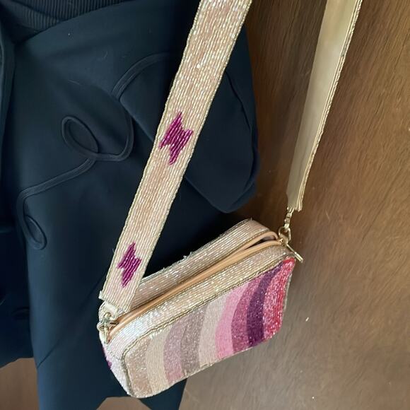 Pink Lightning Beaded Box Purse - Picture 3 of 10